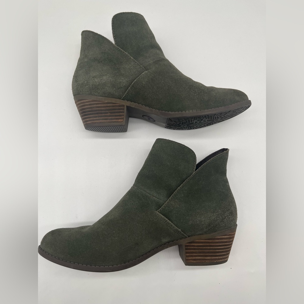 Me Too Green Ankle Boots